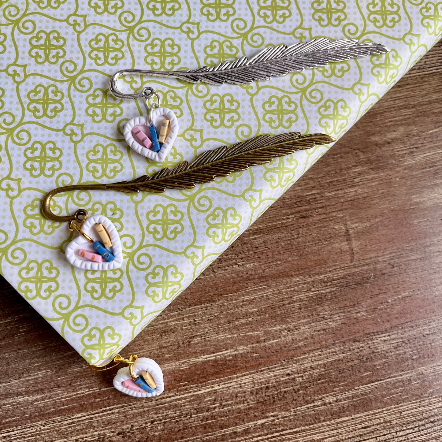 Bookmarks - Heart Bookstack
