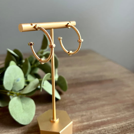 Hoops - Gold Bolt
