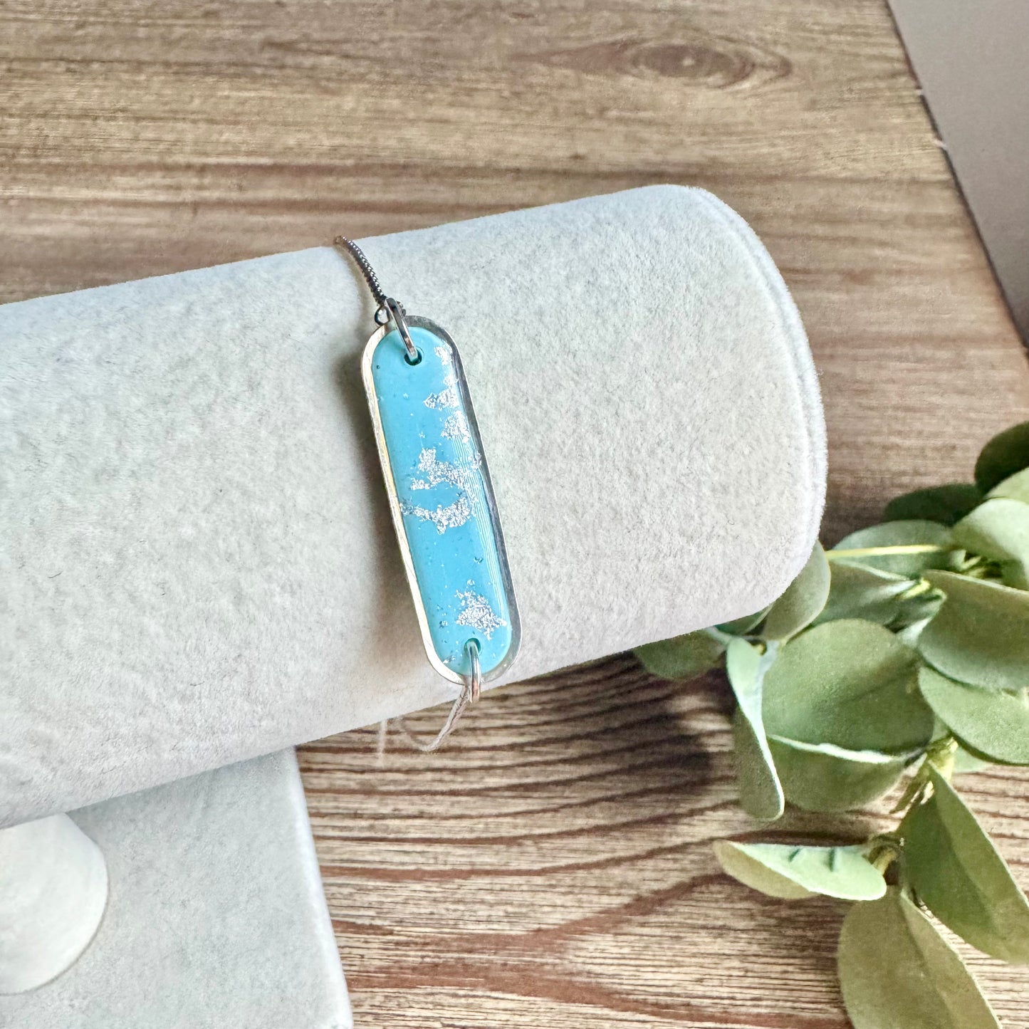 Bracelet - Clay Pendant Silver Leaf