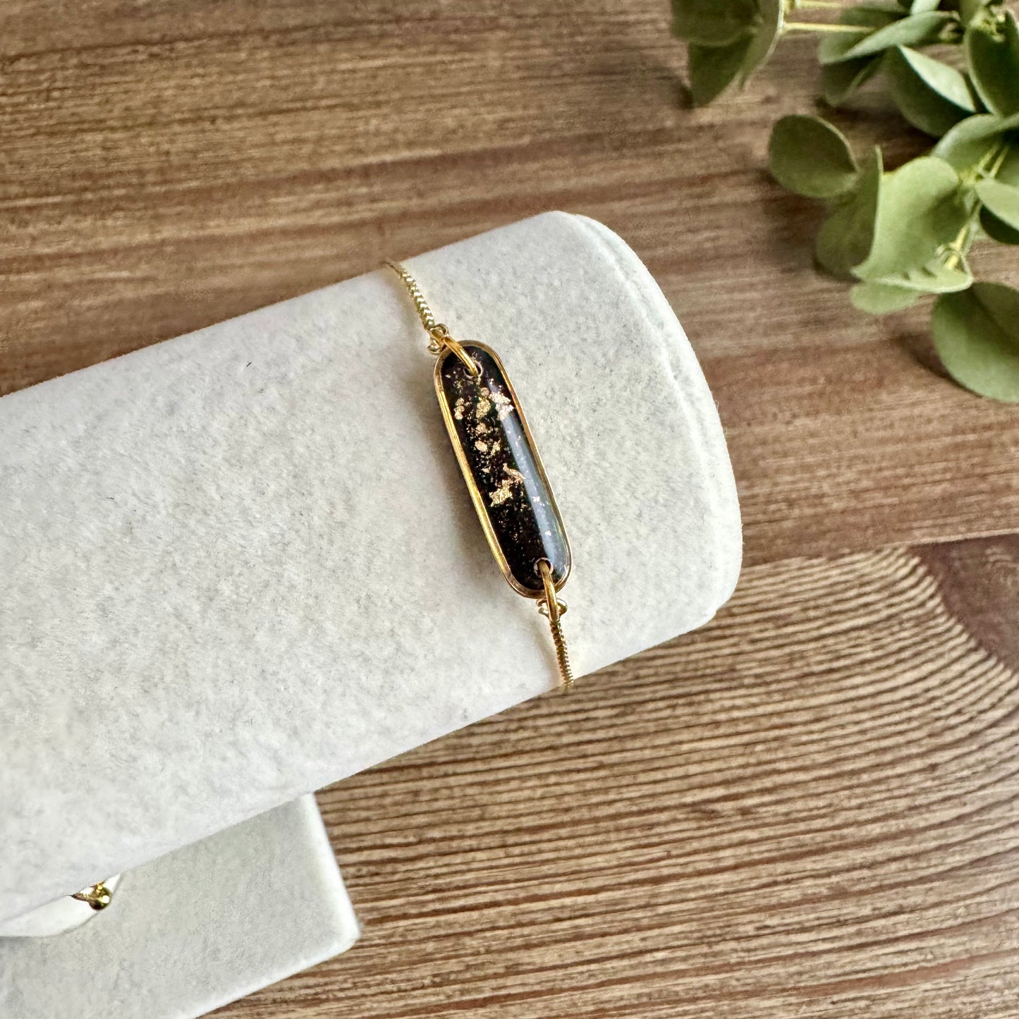 Bracelet - Clay Pendant Mini Gold Leaf