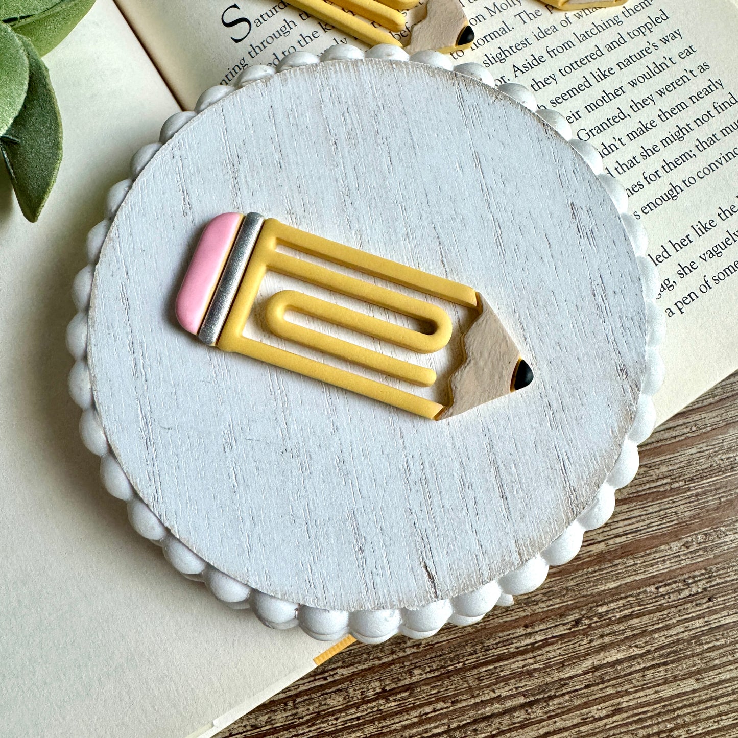 Bookmarks - Pencil Paperclip