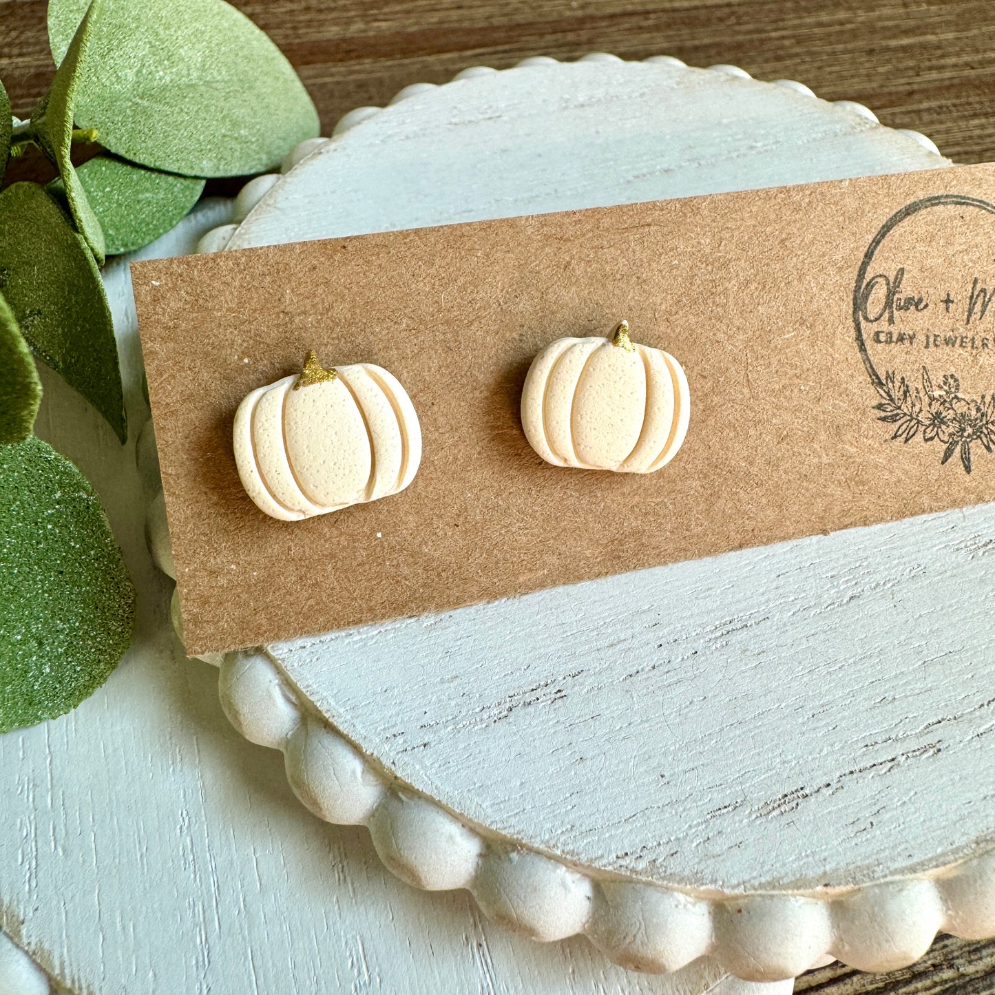 Pumpkin Studs