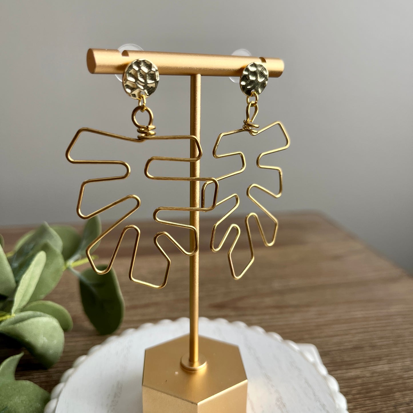 Gold Monsteras - Wire
