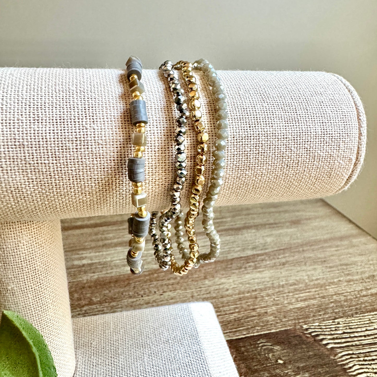 Assorted Bead Stretch Bracelet - Gray