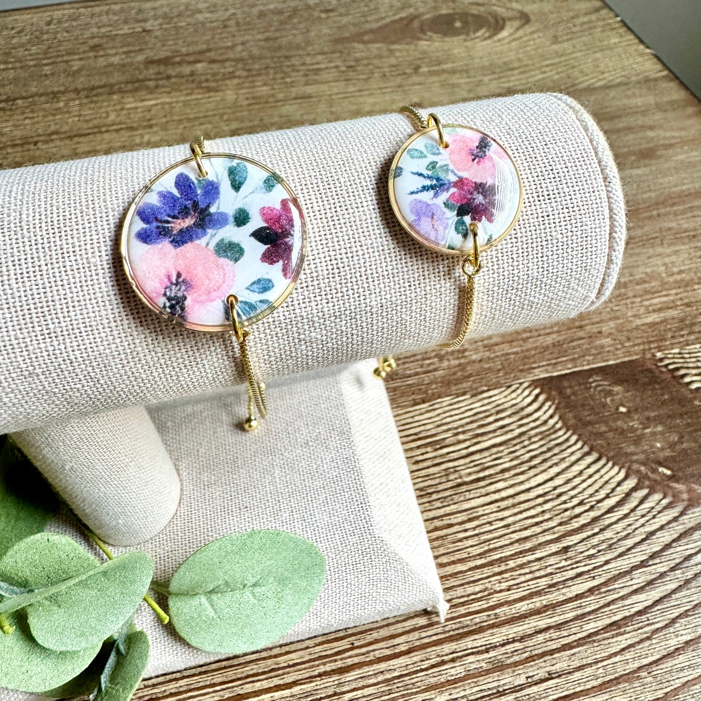 Bracelet - Clay Round Pendant Purple Bouquet