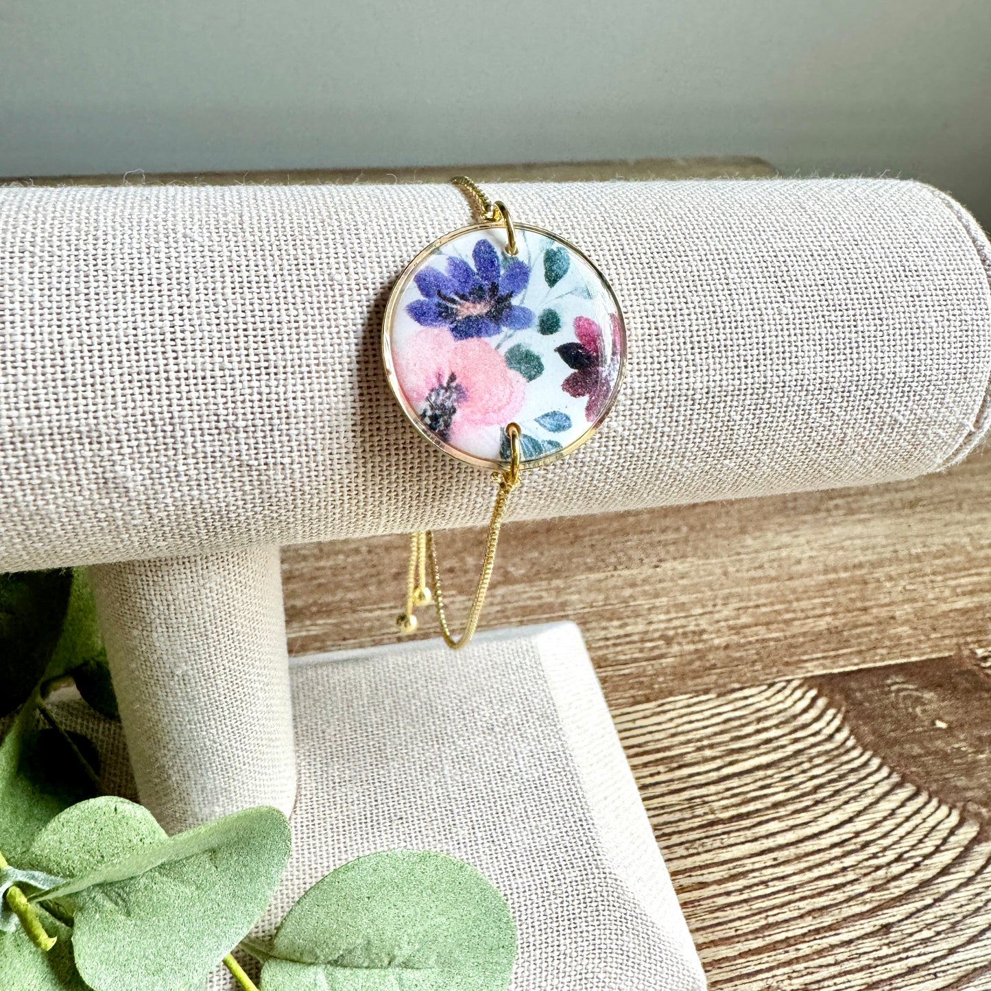 Bracelet - Clay Round Pendant Purple Bouquet