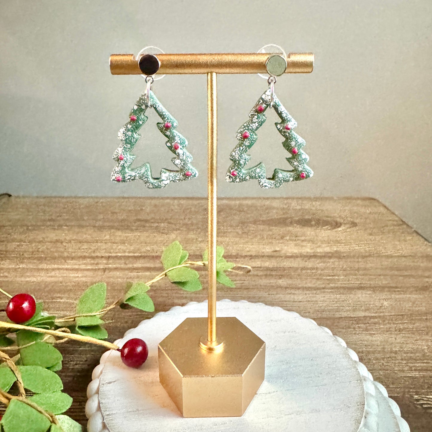 Christmas Traditional Tree Cutout