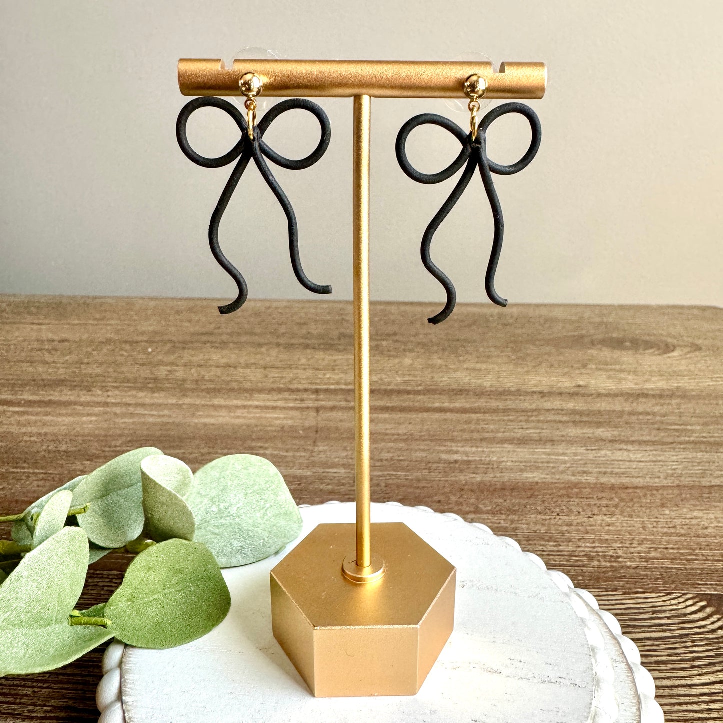 Dainty Bows
