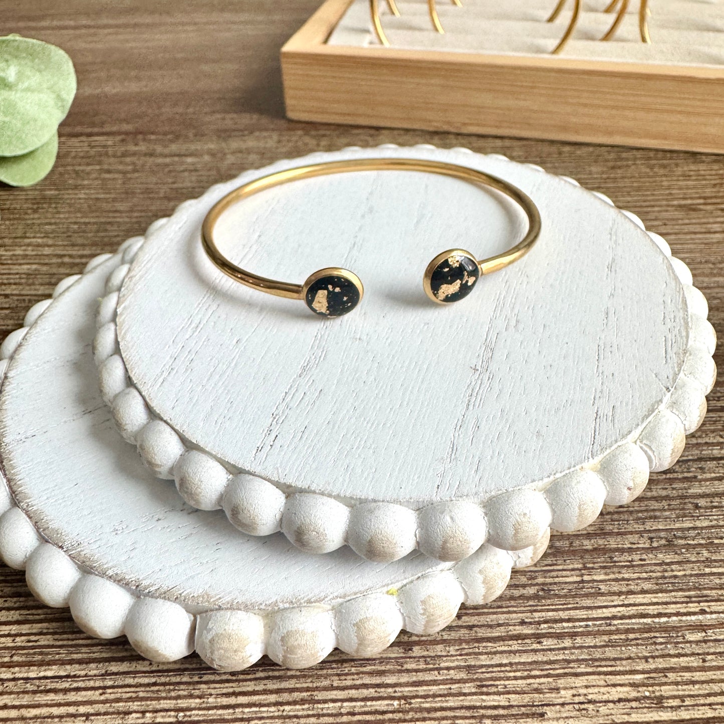 Bangle - Clay Bezels in Gold