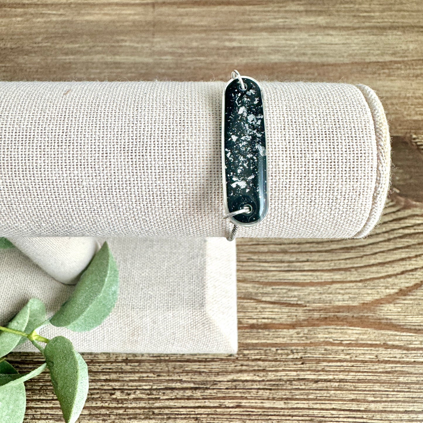 Bracelet - Clay Pendant Silver Leaf