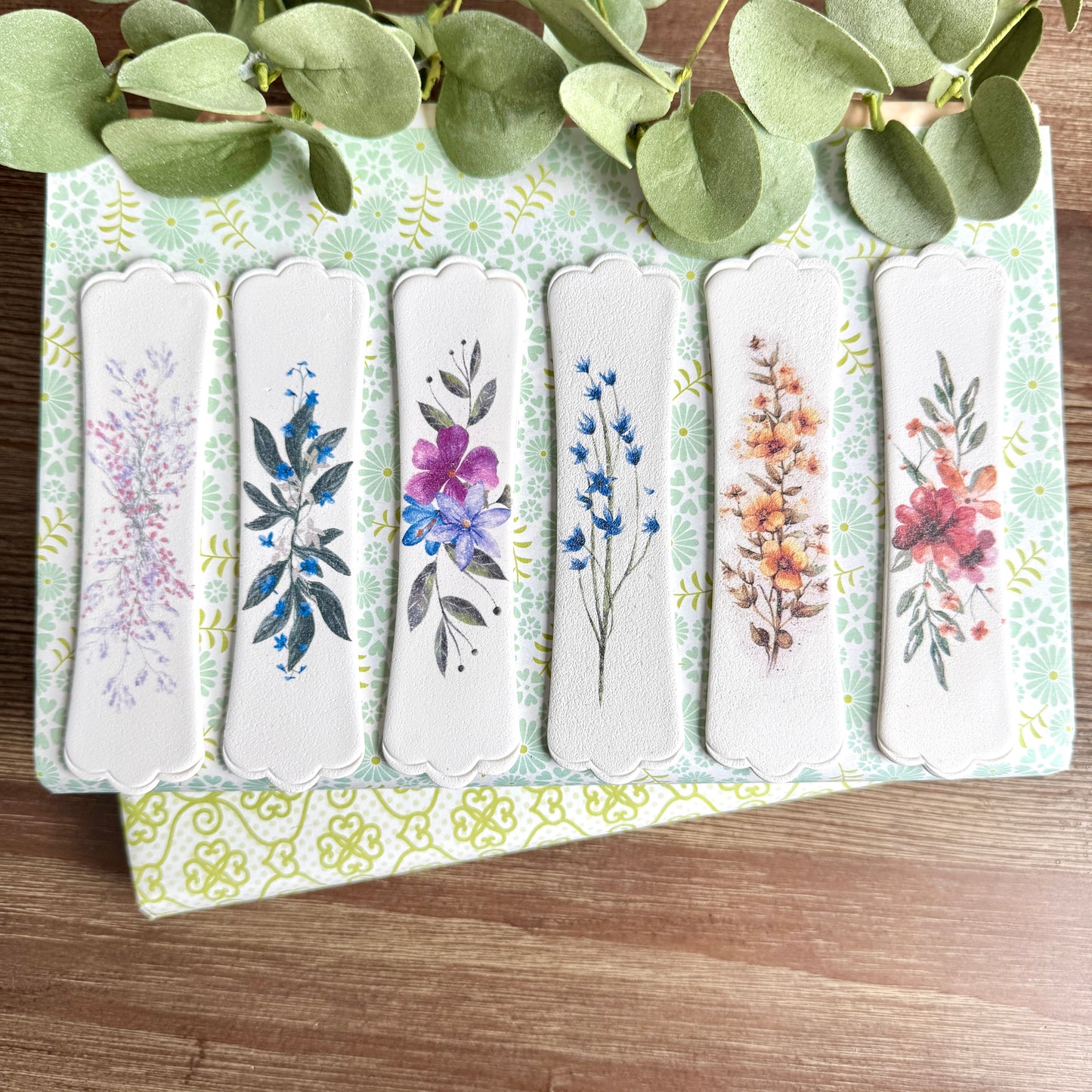 Bookmarks - Scalloped