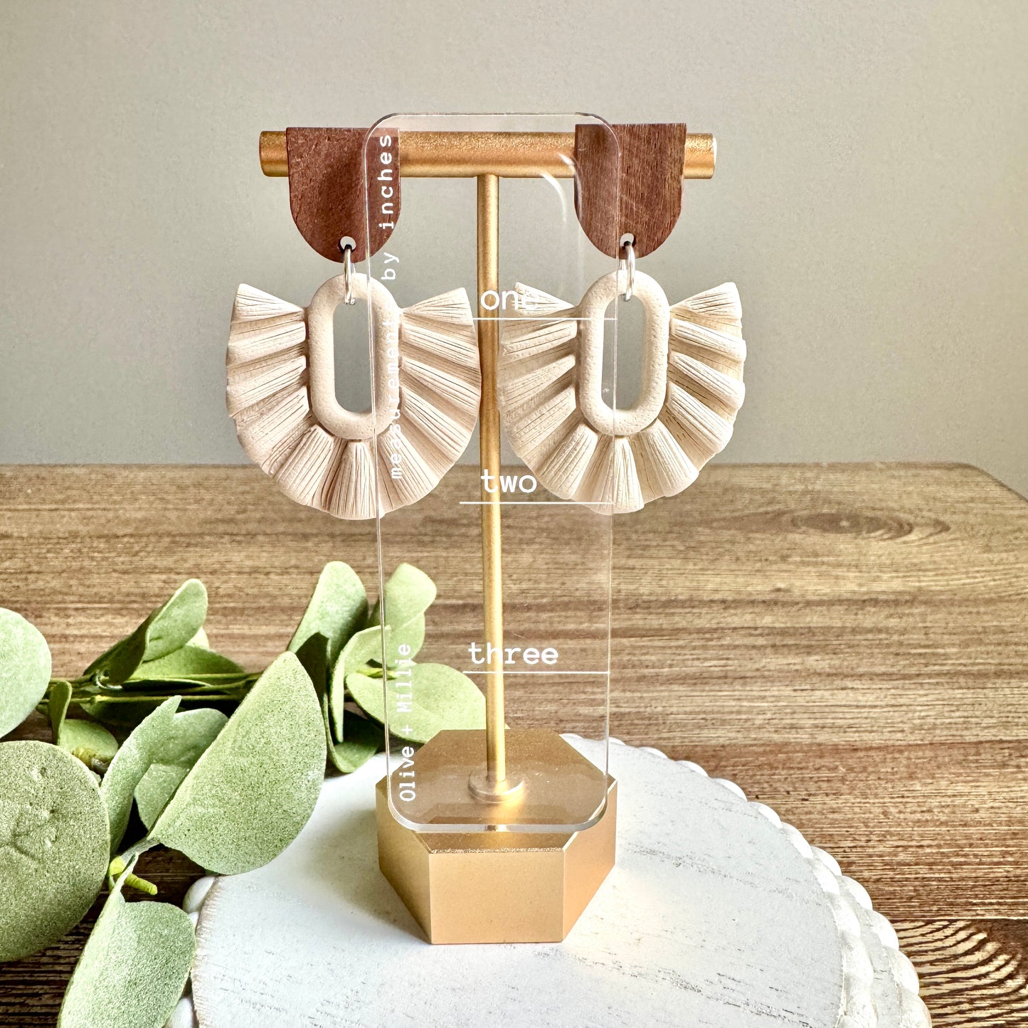 Fringe - Tan with Wood Post