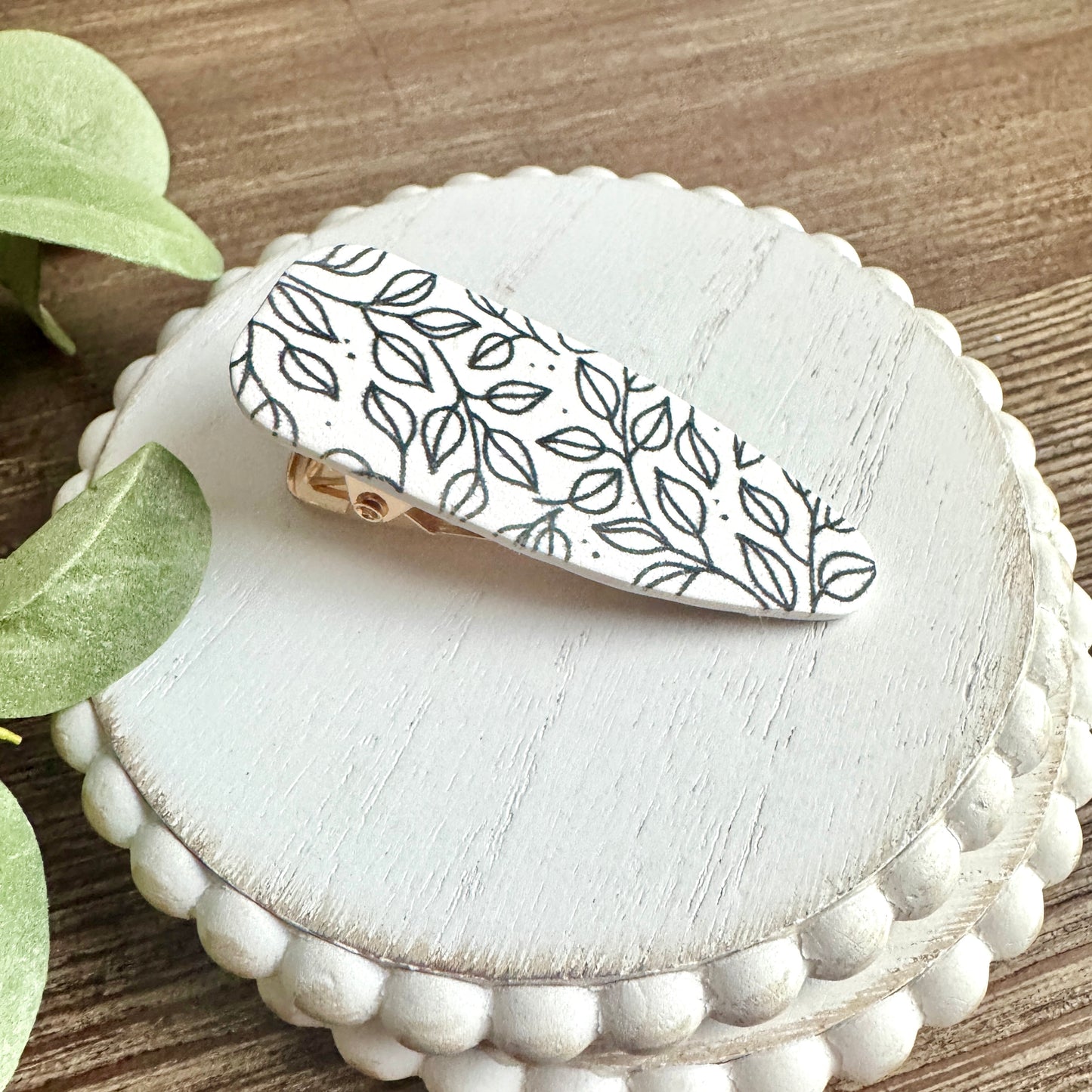 Barrette - Dagger Black and White Leaf