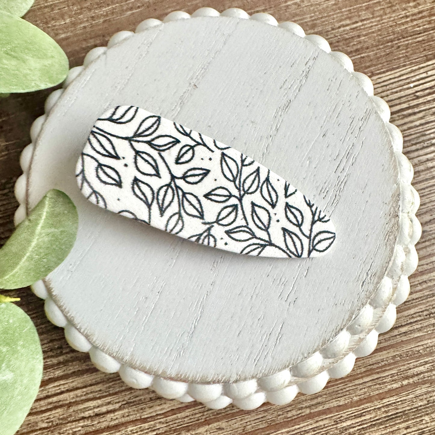 Barrette - Dagger Black and White Leaf