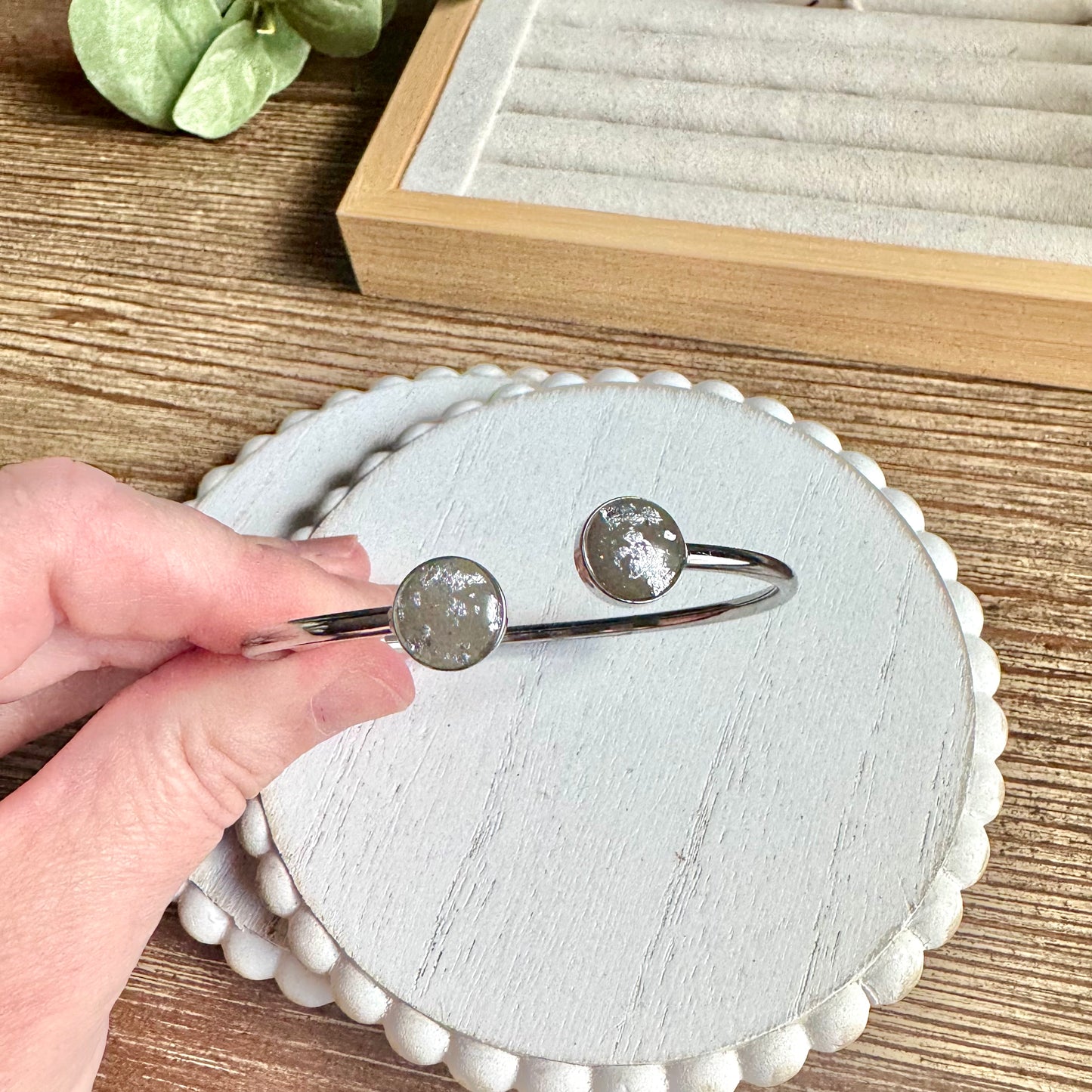 Bangle - Clay Bezels in Silver