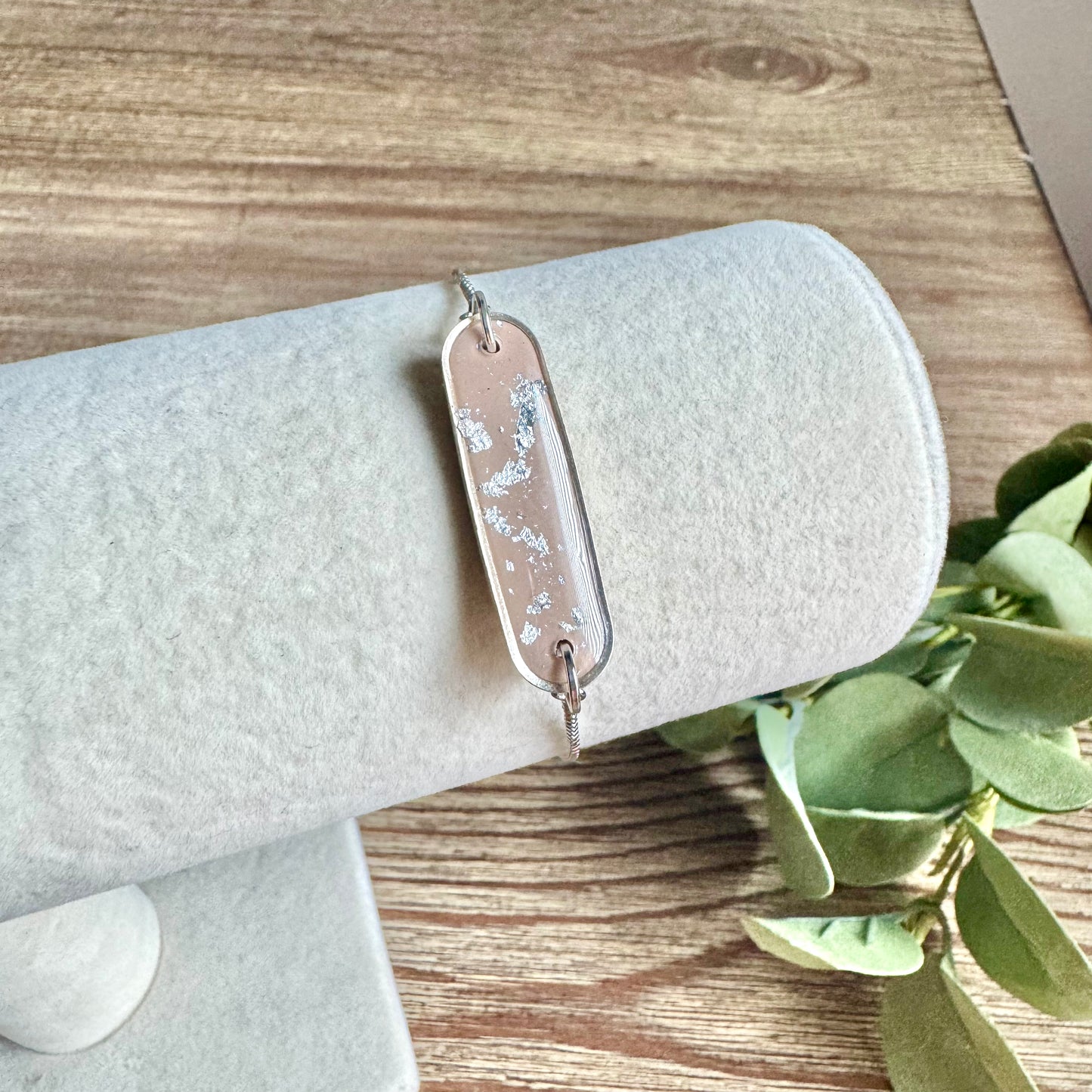 Bracelet - Clay Pendant Silver Leaf