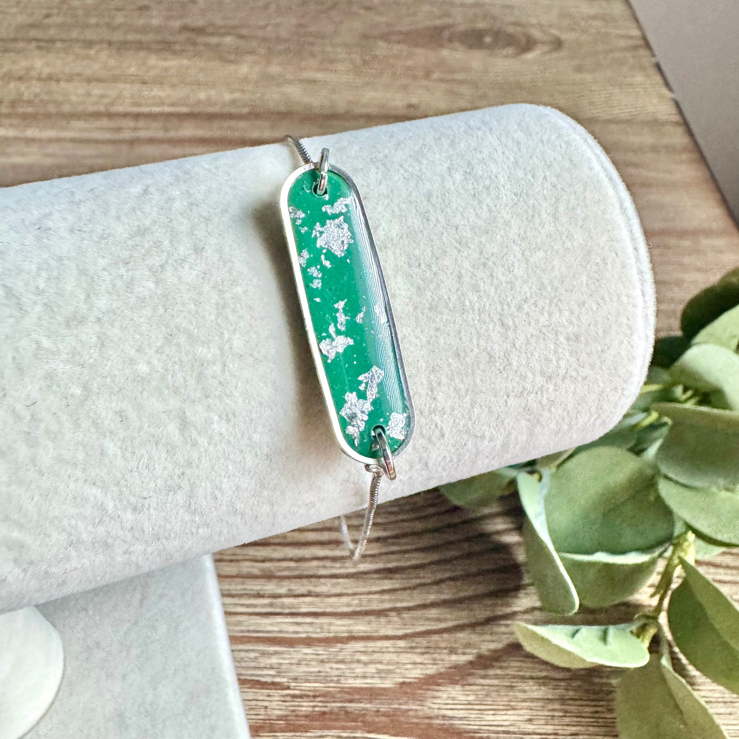 Bracelet - Clay Pendant Silver Leaf