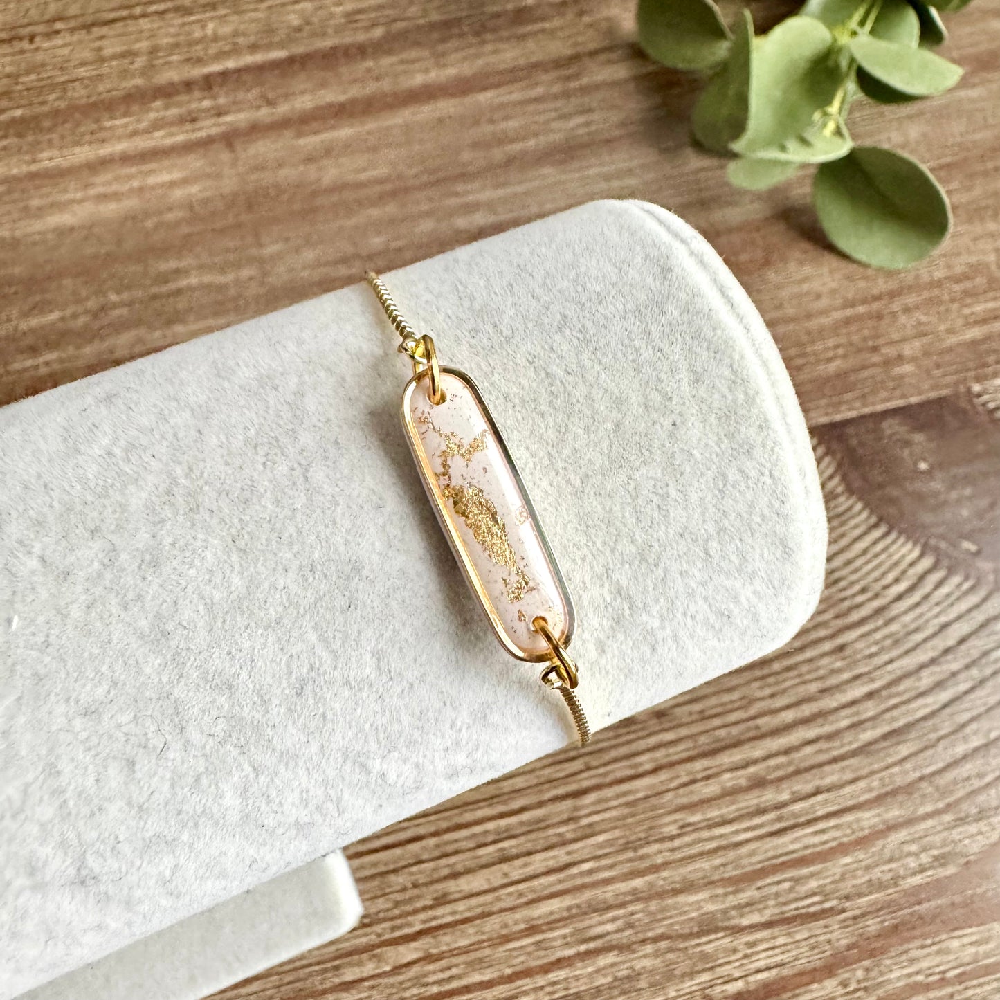 Bracelet - Clay Pendant Mini Gold Leaf