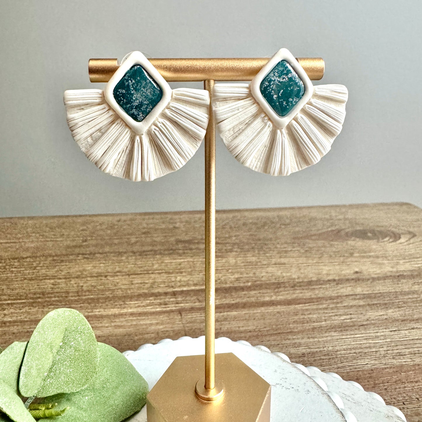 Fringe - Ivory with Stone