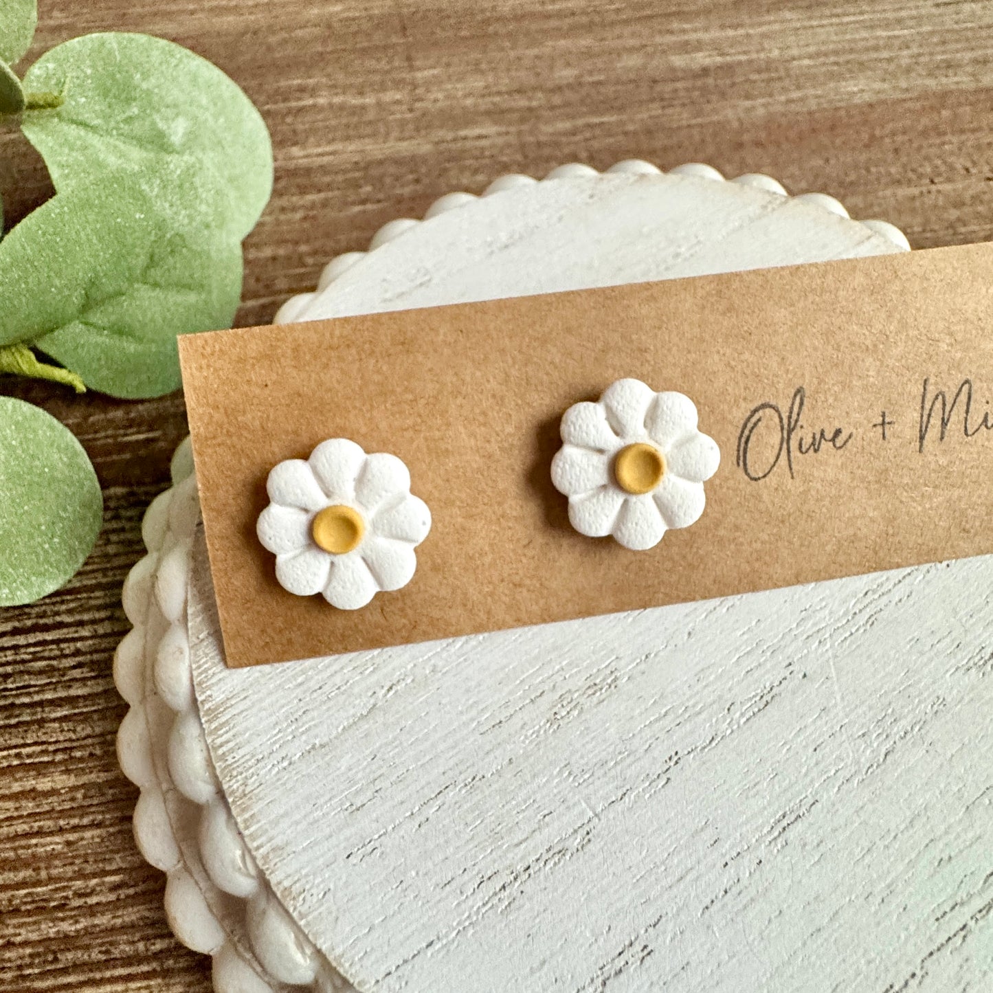 Flower Daisy Studs