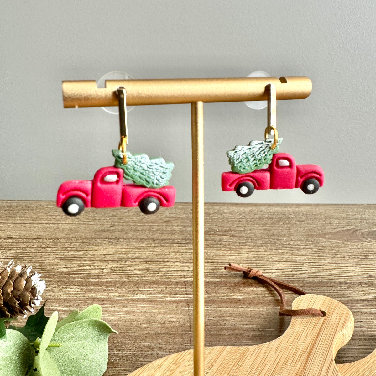Christmas Trucks with Tree