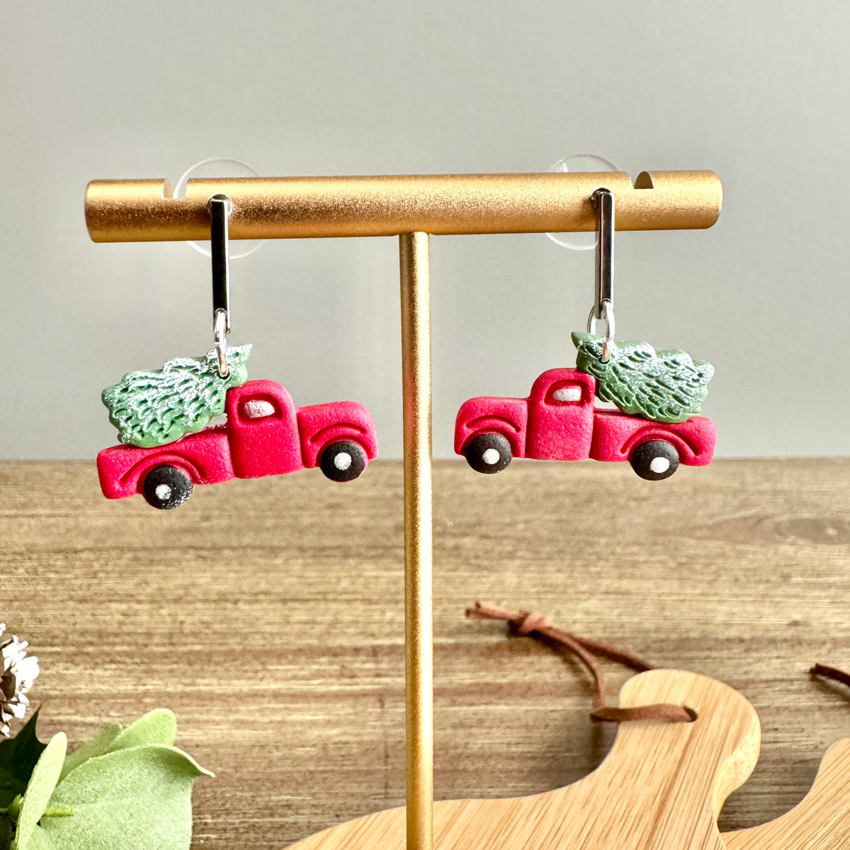 Christmas Trucks with Tree