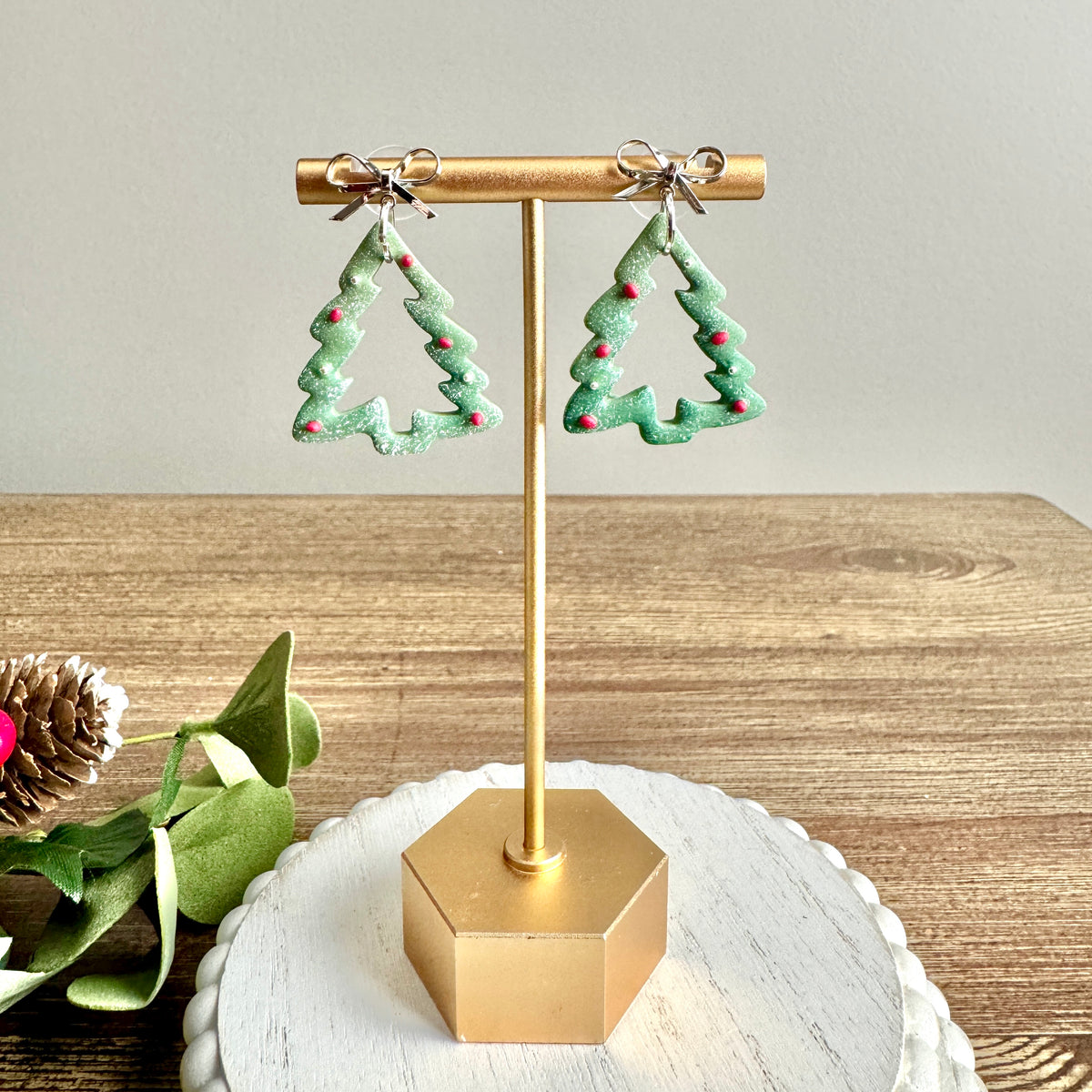 Christmas Traditional Tree Cutout