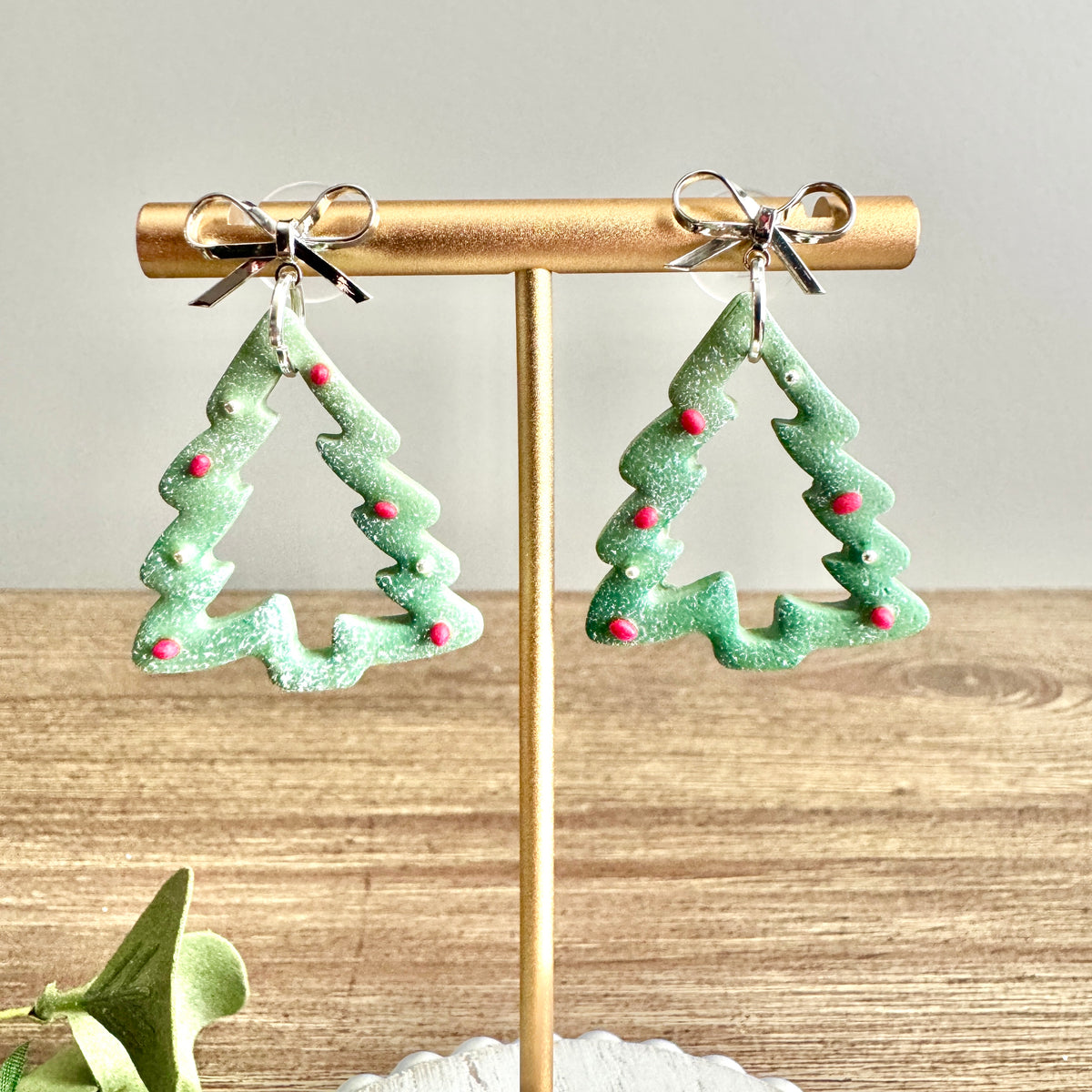 Christmas Traditional Tree Cutout