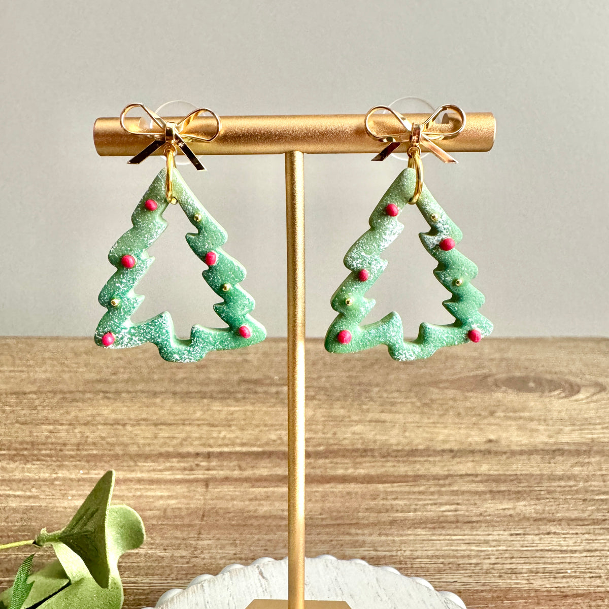 Christmas Traditional Tree Cutout