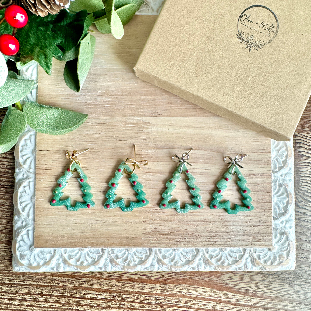 Christmas Traditional Tree Cutout