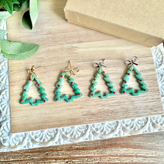 Christmas Traditional Tree Cutout