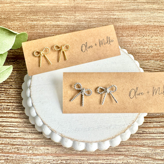 Rope Bow Studs