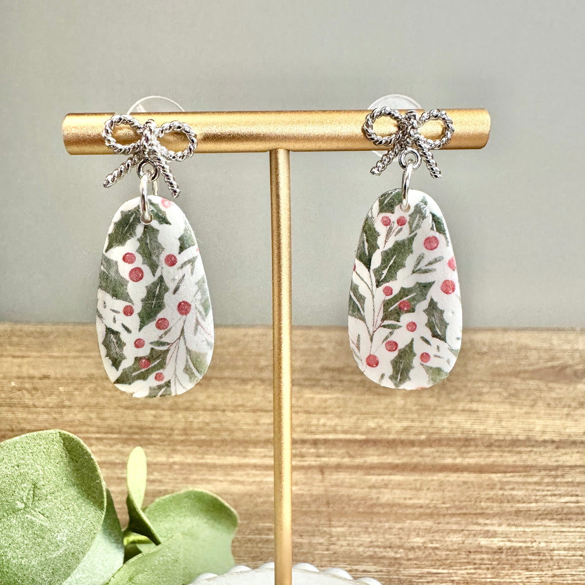 Christmas Mistletoe Drops